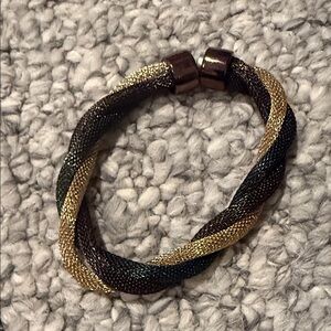 Elegant Gold and Black Braided Bracelet